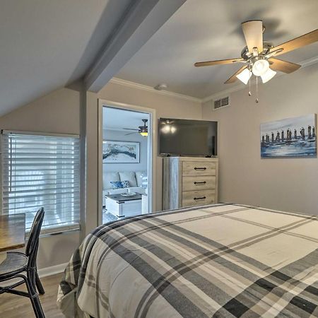 Beachfront Condo With Unobstructed Ocean Views! Oak Island Exterior photo