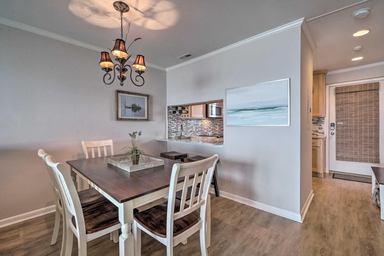 Beachfront Condo With Unobstructed Ocean Views! Oak Island Exterior photo