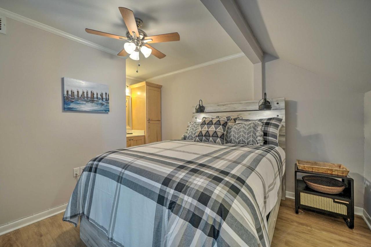 Beachfront Condo With Unobstructed Ocean Views! Oak Island Exterior photo