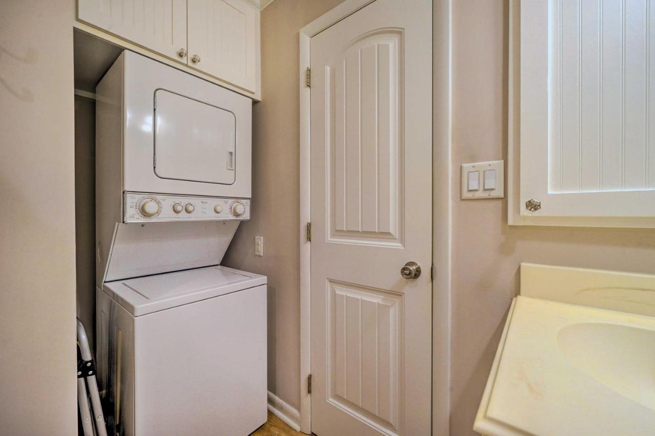 Beachfront Condo With Unobstructed Ocean Views! Oak Island Exterior photo